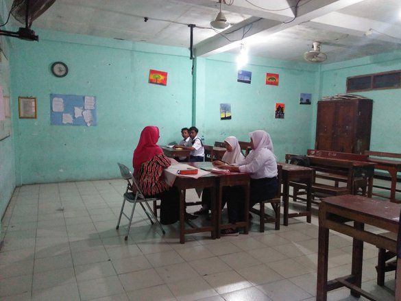 Dispendik Tambah Pagu Negeri, SMP Swasta Hanya Mendapat Segelintir Murid