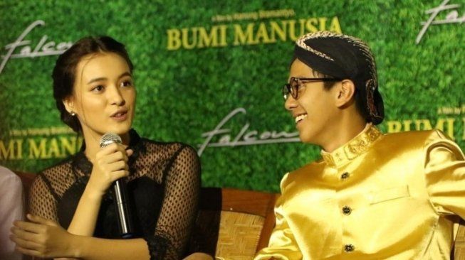 Poster Film Bumi Manusia Resmi Dirilis
