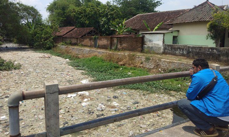 DLH Sebut Air Sungai Ledeng di Mojokerto Tercemar