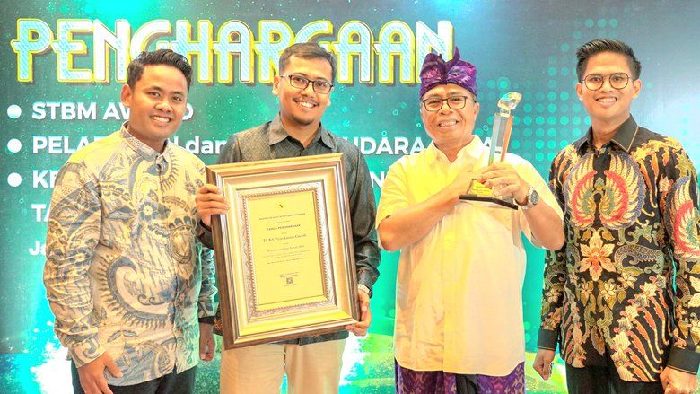 TUKS Petrokimia Gresik Terima Penghargaan Pelabuhan Sehat dari Kemenkes