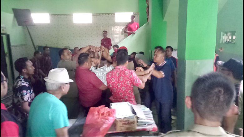Siswi SD di Kota Blitar Tercebur Sumur Saat Main Petak Umpet