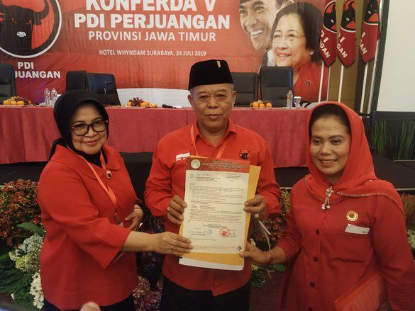 Kusnadi Pimpin PDIP Jatim, Whisnu Jabat Wakil Ketua