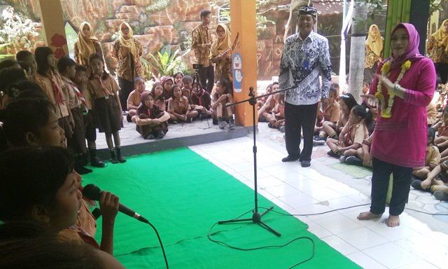SDN Nambangan Lor 1 Madiun Wajibkan Siswanya Berbahasa Jawa