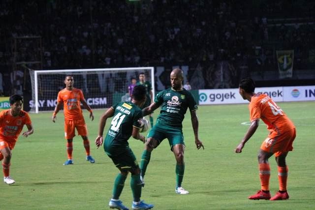Absennya Diogo Campos Bikin Persebaya Kurang Garang Hadapi Borneo FC&nbsp;