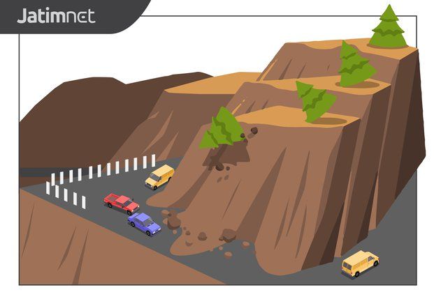 Jalur Jalan Gunung Gumitir Rawan Longsor