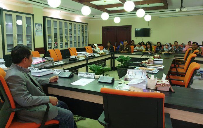 Nasib 16 PKL di Kebun Binatang Surabaya Masih Menggantung