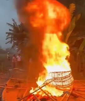 Arena Judi Sabung Ayam Dibakar