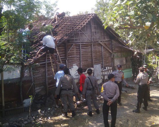 Lokalisasi Prostitusi di Komplek Makam Cina Madiun Dibongkar