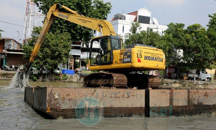 Pemkot Surabaya Rutin Lakukan Normalisasi Kalimas