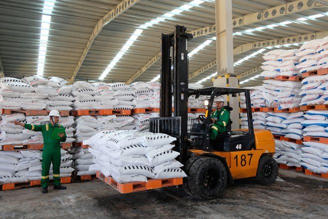 Siapkan Distribusi Pupuk Tiga Kali Lipat di Musim Tanam