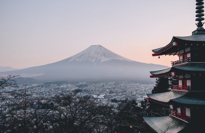 Dilantik, Kaisar Baru Jepang Naruhito Tak Pakai Mahkota