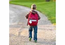 Begini Dampak Jika Beban Tas Ransel Sekolah Anak Berlebihan