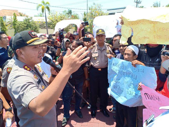 Jadi Tersangka Ijazah Palsu, Anggota DPRD Probolinggo Tetap Terima Gaji