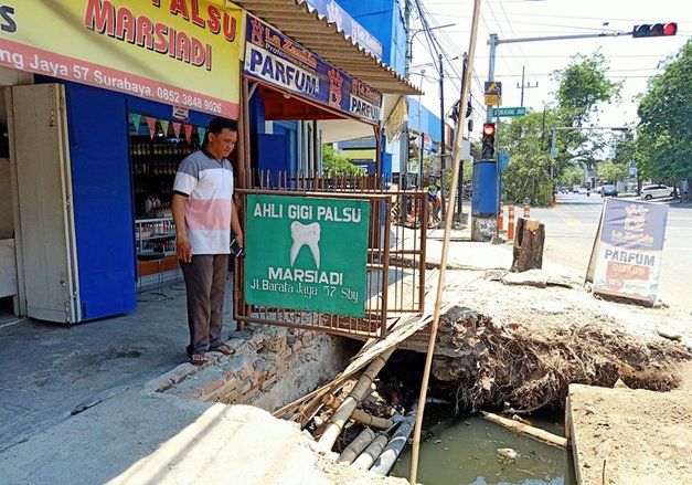 Galian Pemkot di Bratang Jaya Mangkrak, Pedagang Setempat Mengaku Merugi