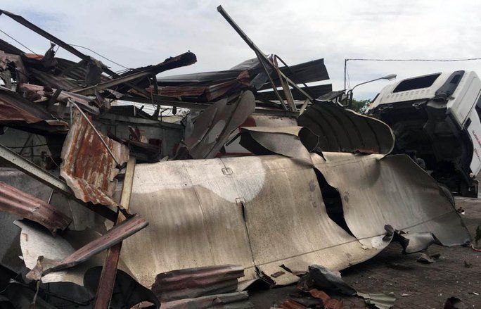 Tangki Truk Meledak di Surabaya Tewaskan Satu Orang