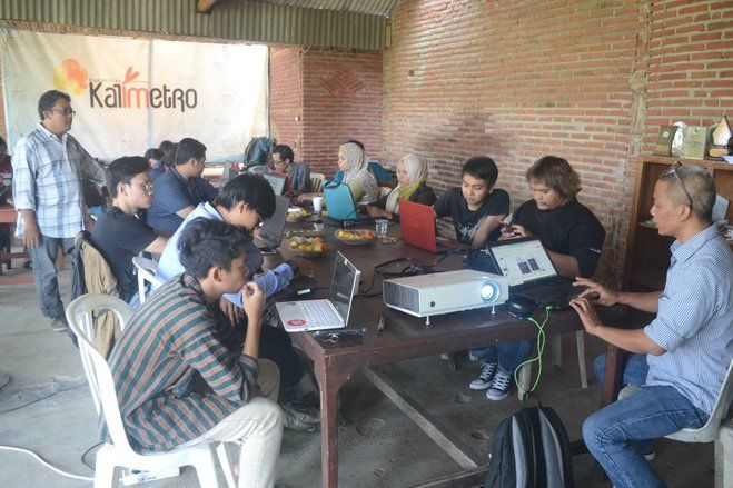 Perangi Hoaks, AJI Malang Gelar Pelatihan Cek Fakta untuk Jurnalis