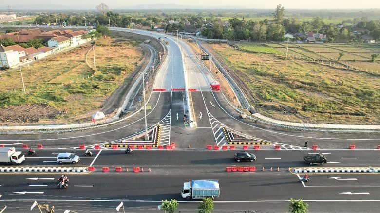 Dukung Kelancaran Arus Mudik dan Logistik, SIG Jamin Kekokohan Konstruksi Tol Jogja-Solo&nbsp;