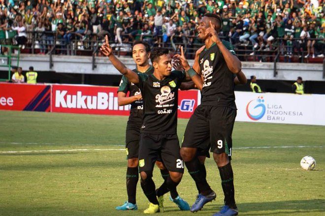 Laga Derby Suramadu Berakhir Imbang 2-2