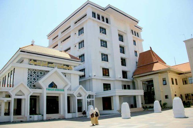 Komitmen Melayani Masyarakat, PSI Buka Pos Pengaduan di Kantor Dewan