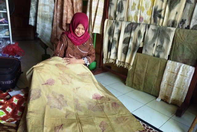 Geliat Produk Batik Mojokerto yang Andalkan Motif Dedaunan