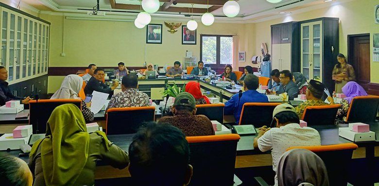 Terima Keluhan Warga, DPRD Surabaya Minta PT Pionir Beton Pindah Lokasi