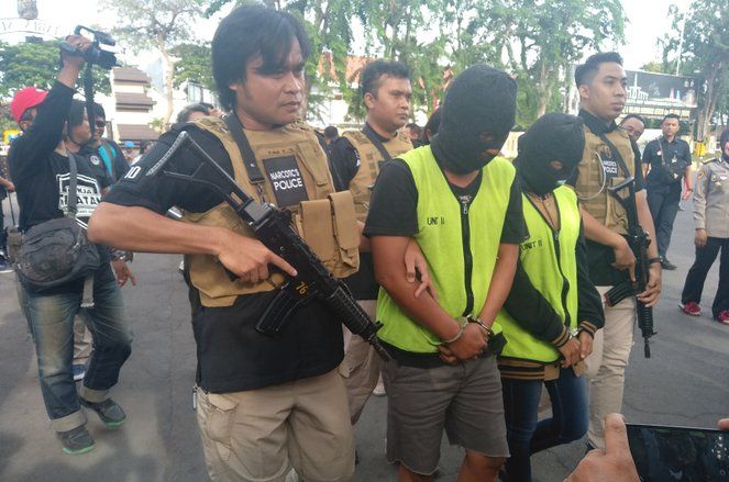 Pasutri Asal Sidoarjo Tiga Kali Selundupkan Narkoba ke Surabaya