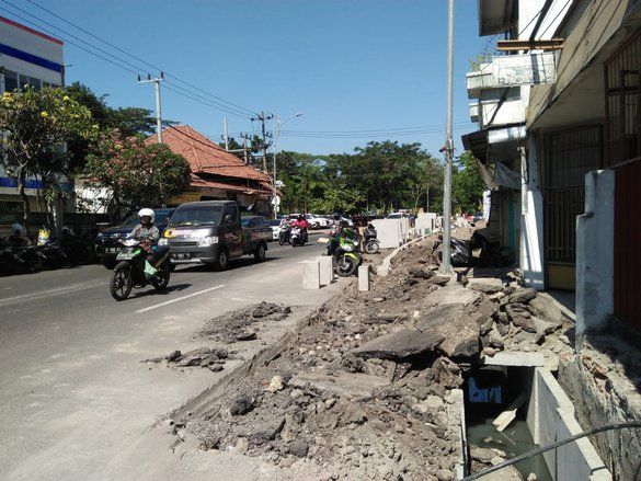 Pengerjaan Box Culvert Sebabkan Aliran Air PDAM Terganggu &nbsp;