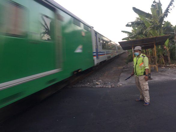 KAI Soroti Banyaknya Perlintasan Sebidang tak Dijaga