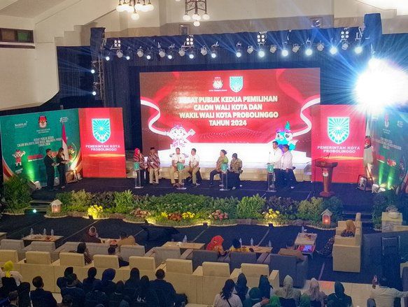 Debat Kedua, Empat Paslon Wali Kota dan Wakil Wali Kota Probolinggo Adu Gagasan Ekonomi Kreatif