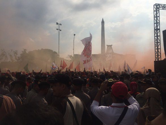 Kontras Pertanyakan Penangkapan Mahasiswa&nbsp;dalam Peringatan <em>May Day </em>Surabaya