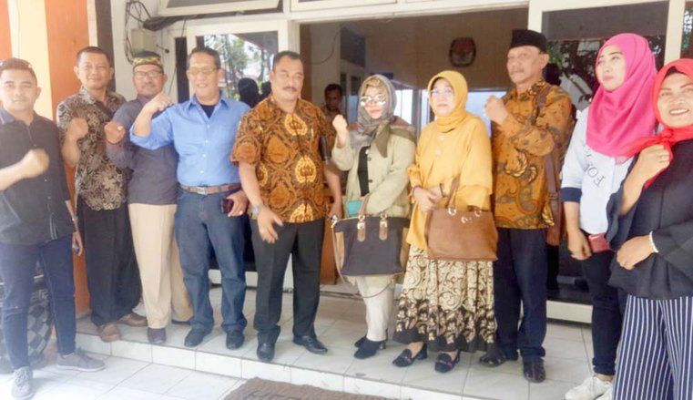 Cawabup Gresik Jalur Independen Klaim Kantongi Dukungan 200 Ribu KTP