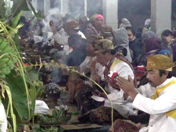 Enam Orang Ikuti Seleksi Jadi Dukun Pandita, Pada Yadnya Kasada 2019