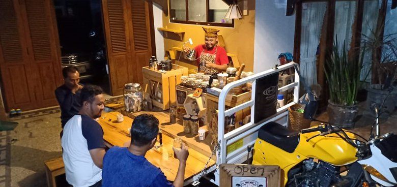 <em>Ngopi</em> Sekaligus Belajar <em>Manual Brewing</em> di MoCa Banyuwangi