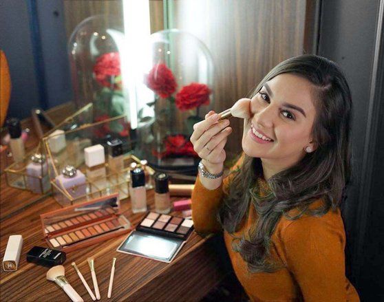 Tips Jaga Kesehatan Hamil Bayi Kembar ala Irish Bella