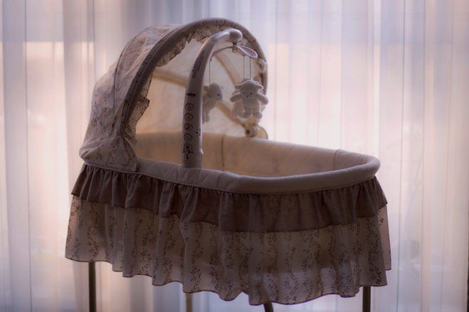 Penyebab Ayunan Bayi ini Disebut Mematikan dan Ditarik