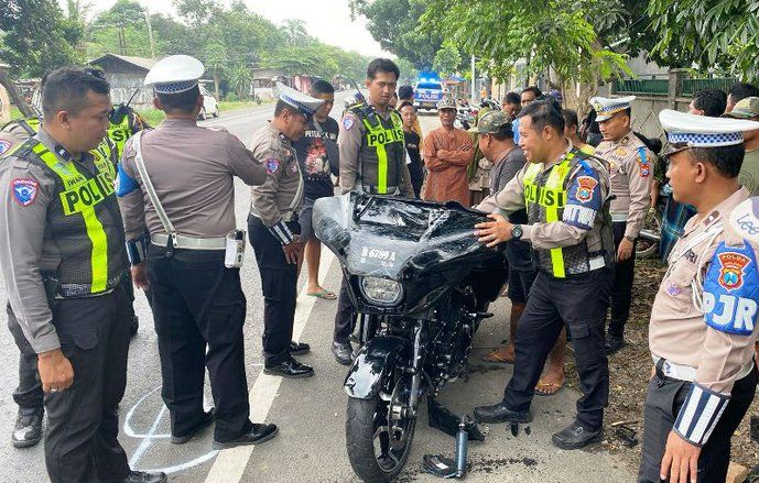 Naik Moge, Bendahara Umum Partai Demokrat Renville Tewas Kecelakaan di Situbondo