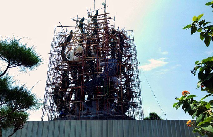 Patung Suro dan Boyo di Kenjeran Tinggal <em>Finishing</em>