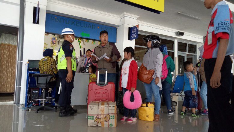 Lodaya Anjlok, Malabar dan Kahuripan Blitar Terlambat 7,5 Jam