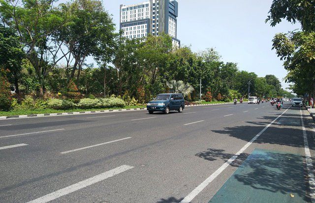 Libur Iduladha, Jalanan di Surabaya Lengang
