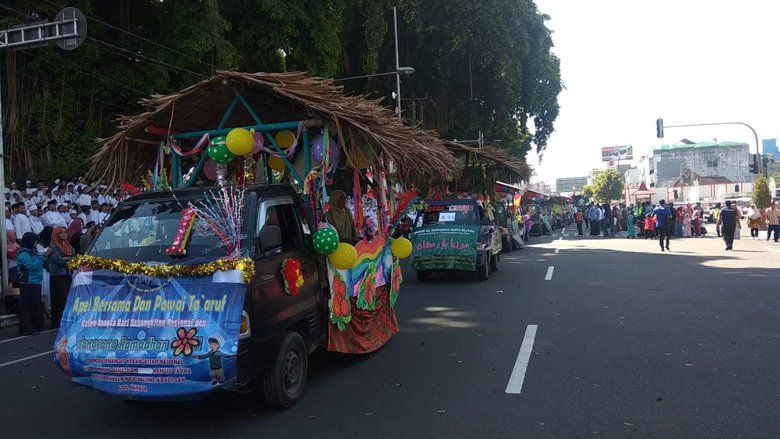 Pelajar Blitar Sambut Ramadan dan Hardiknas dengan Pawai Taaruf