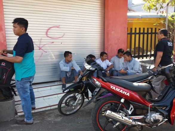 Satpol PP Kota Probolinggo Tangkap Enam Siswa SMA Bolos, Dapati Video Porno