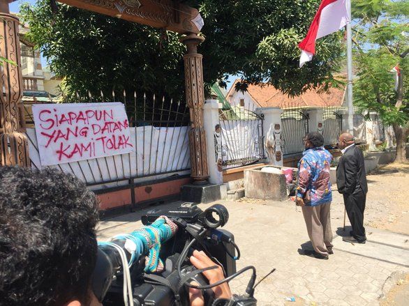 Polisi Sarankan Tak Beritakan Pelemparan Ular di Asrama Mahasiswa Papua 