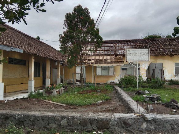 Terancam Digusur, Tanah dan Bangunan SMP PGRI 2 Ngoro Jombang Diminta Pemdes untuk Gedung Serbaguna