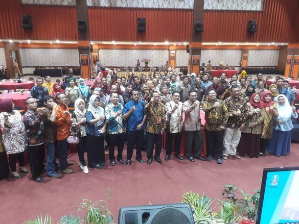 Pemprov Berikan Rp 2,5 Juta untuk Tiap Kepala Rumah Tangga Perempuan