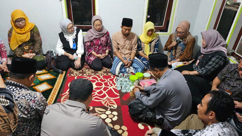 Menteri PPPA Kunjungi Keluarga Anak Korban Kekerasan Seksual di Banyuwangi, Ini Pesannya