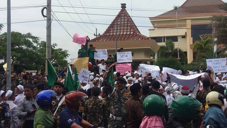 Ansor, Banser, dan Santri Probolinggo Aksi Kecam Fadli Zon