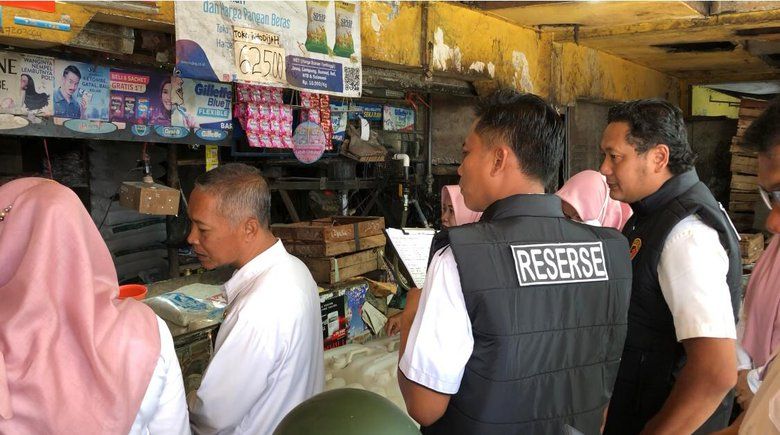 Satgas Pangan Polres Mojokerto Gelar Sidak Pasar Mojosari, Harga Cabai Rp100 Ribu