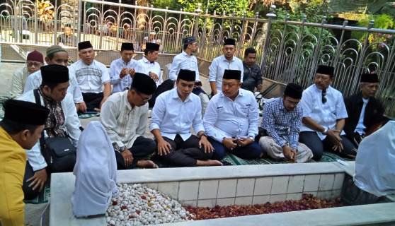 Peringati HUT ke 55, DPD Golkar Jatim Awali dengan Ziarah Wali Lima