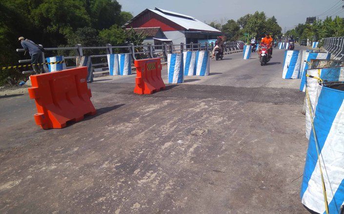 Jembatan yang Ambles di Caruban Sudah Bisa Dilewati Pemudik