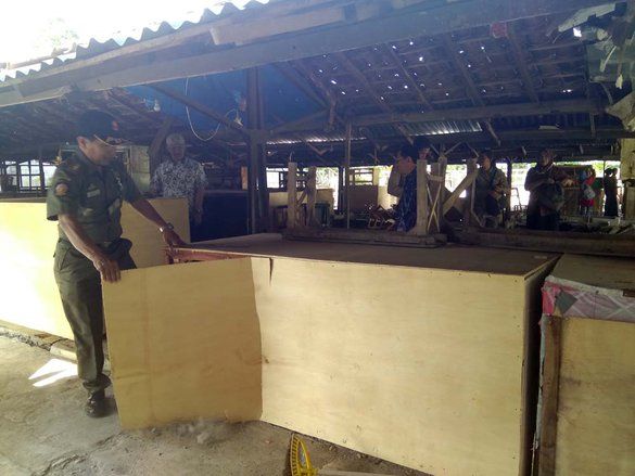 Membandel, Warung 'Remang-Remang' Ini Akhirnya Dibongkar Paksa